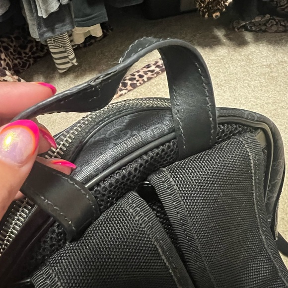 Gucci Web Ophidia backpack in GG supreme canvas and leather - Picture 14 of 14